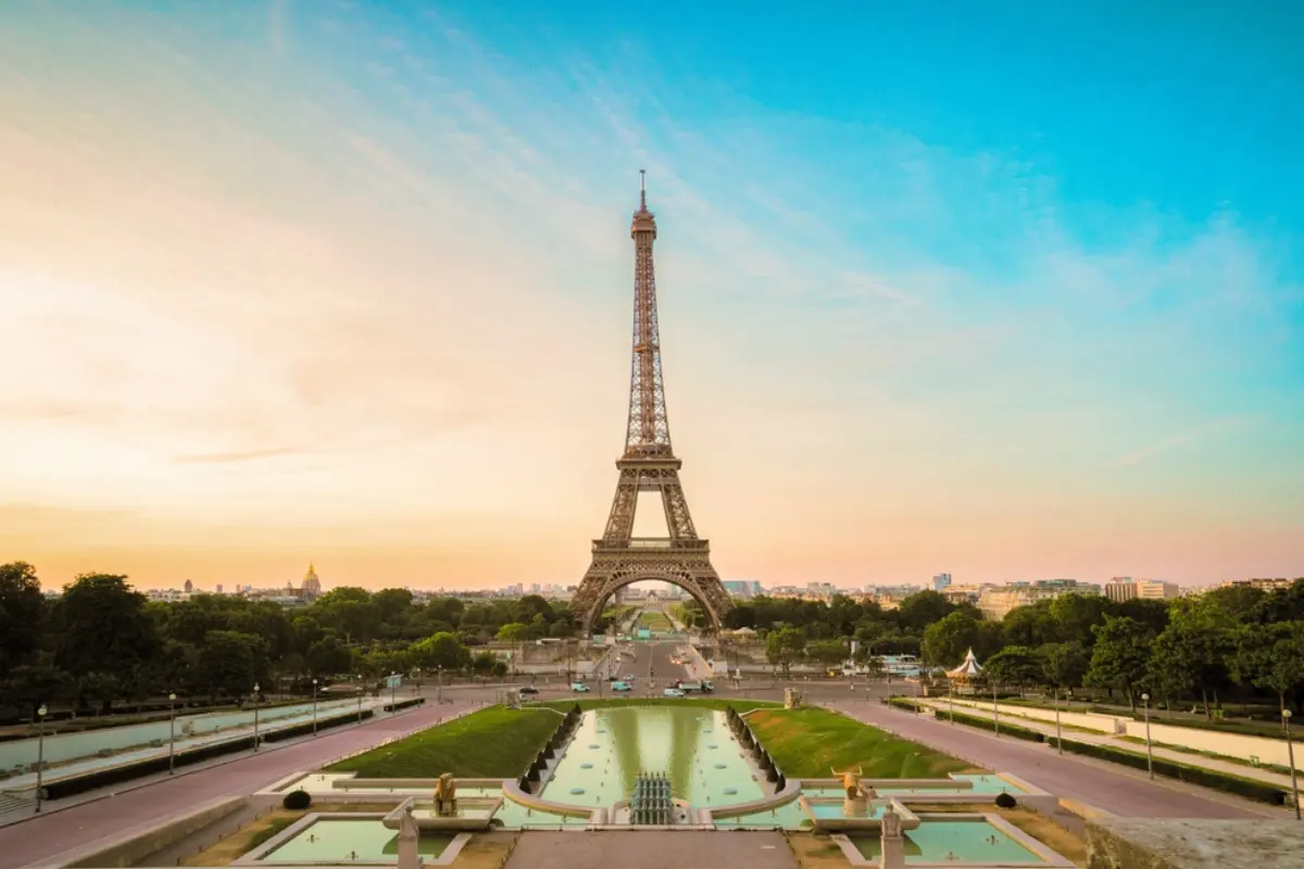 Apply for France visa - 30 Days processing time