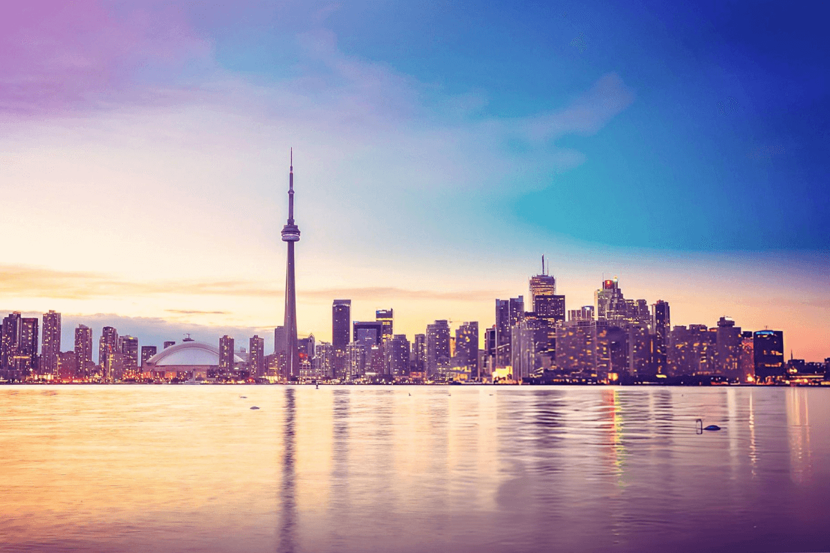 Canada tourist destination - visa application available