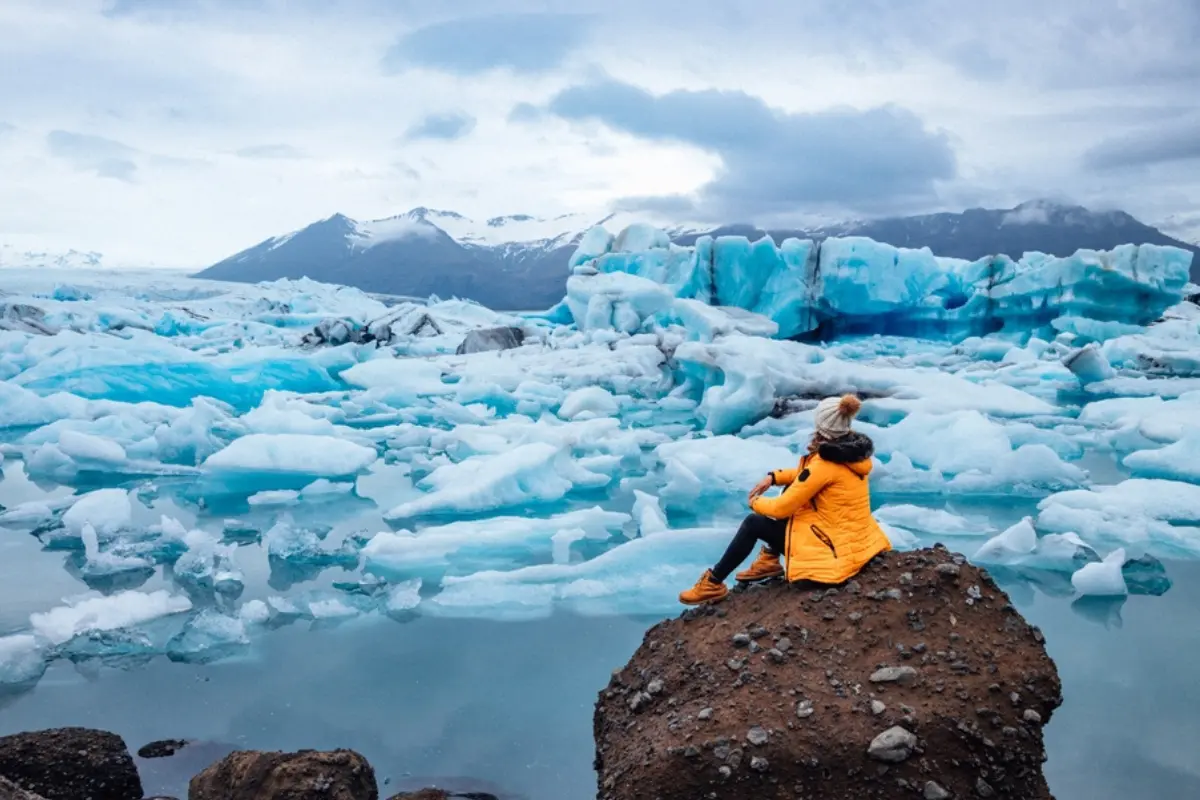 Iceland tourist destination - visa application available